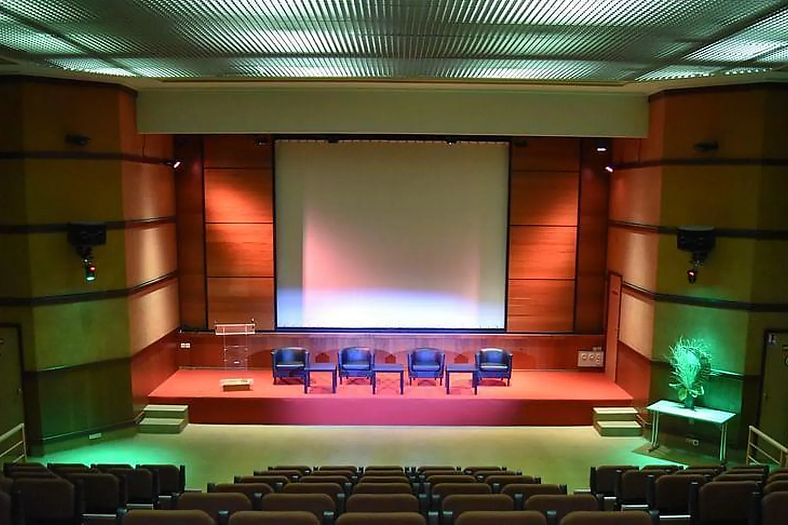 Lieux événementiels, COSY WORKPLACE, LA MAISON DES PINS