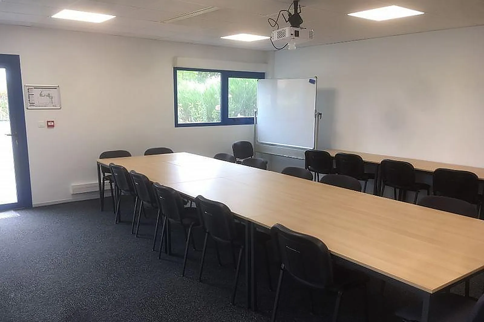 Lieux événementiels, ESPACE LE LOURON