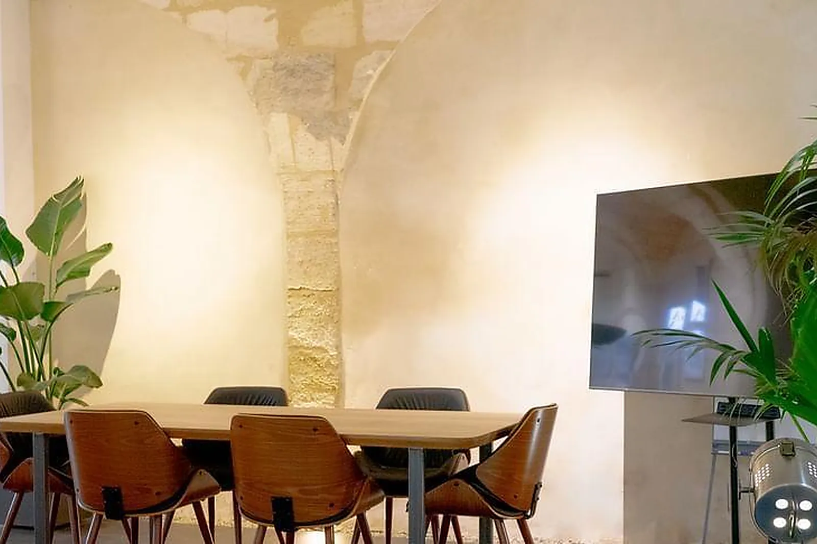 Lieux événementiels, ESPACE LE SALON