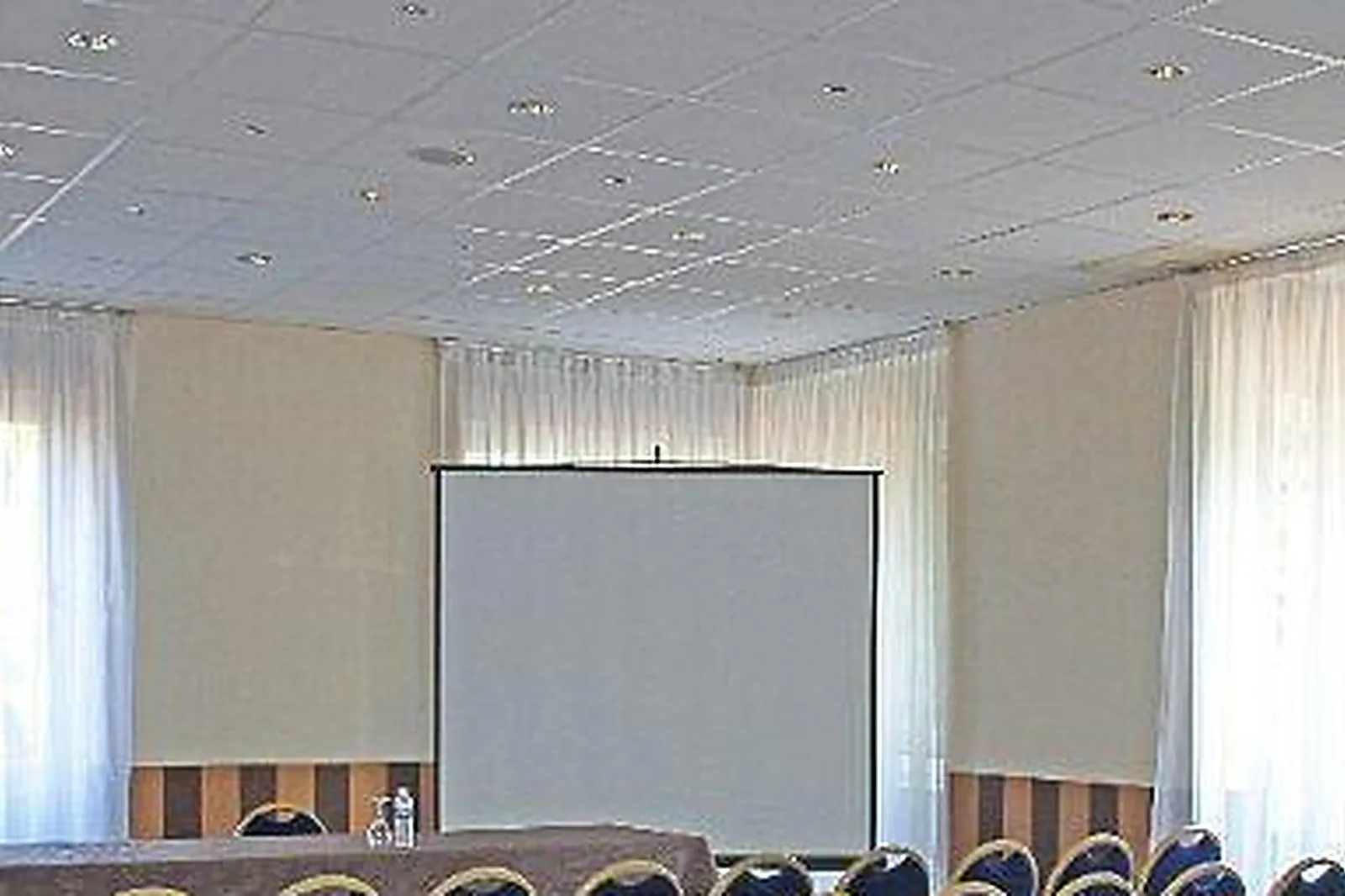 Lieux événementiels, ESPACE LES 3 RYTHMES