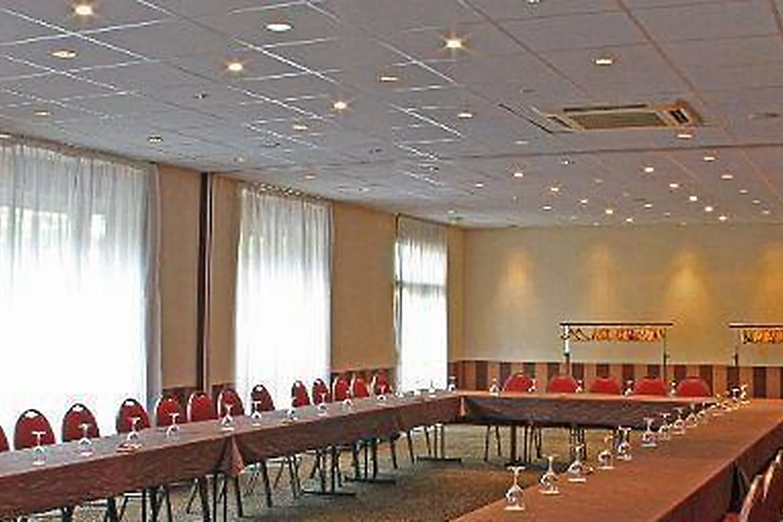 Lieux événementiels, ESPACE LES 3 RYTHMES