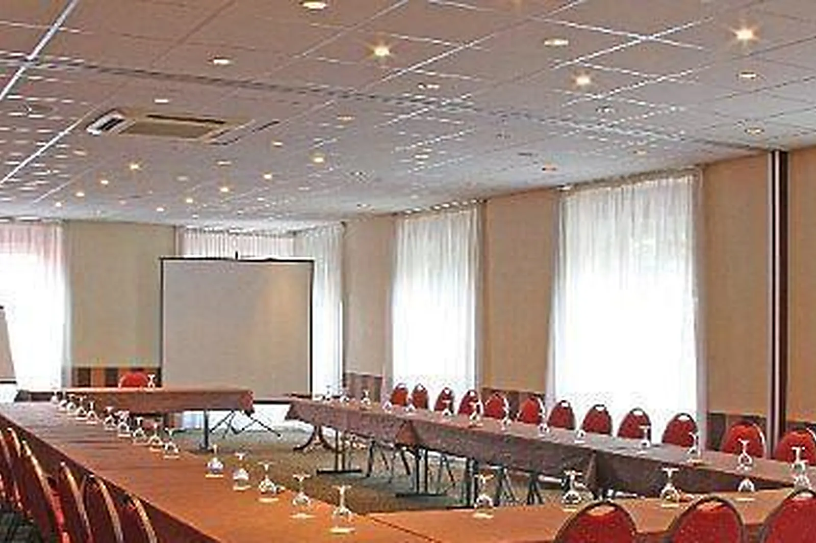 Lieux événementiels, ESPACE LES 3 RYTHMES