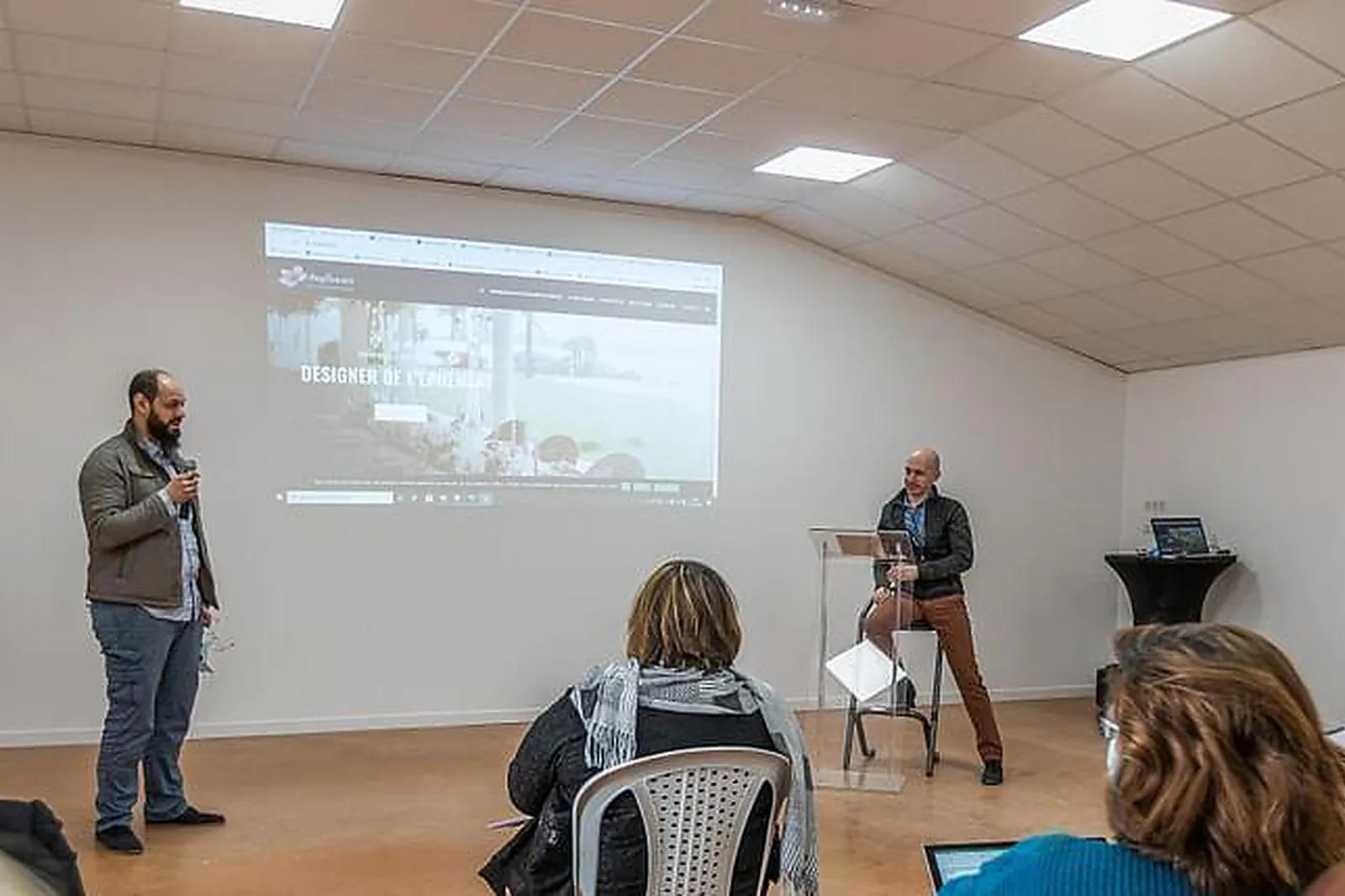 Lieux événementiels, ESPACE LES DEVÈS