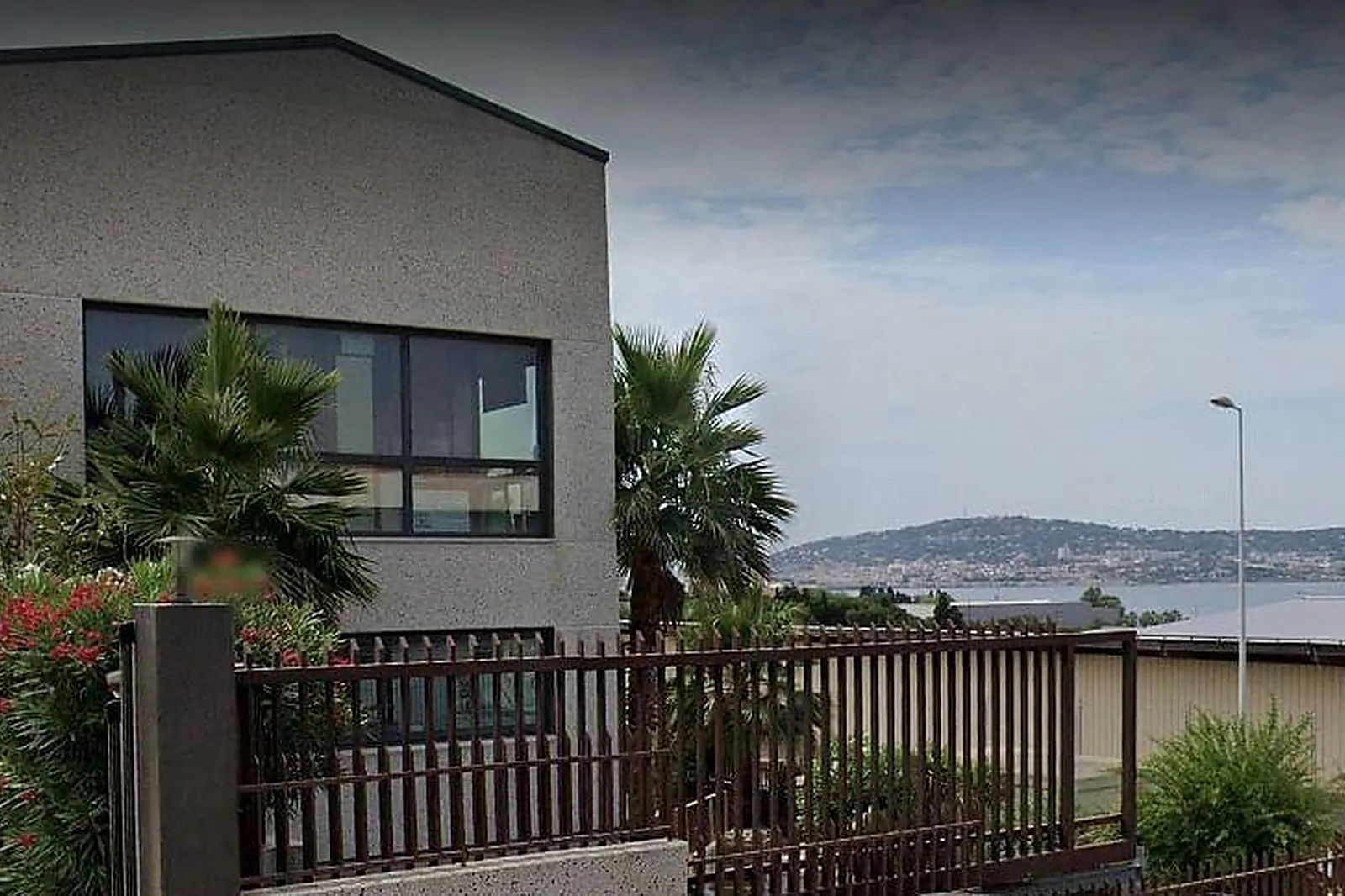 Lieux événementiels, ESPACE THAU ADMIN