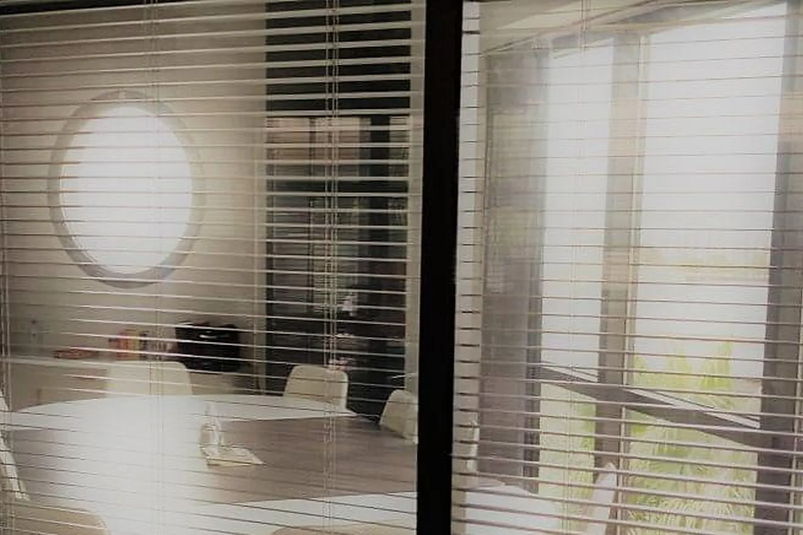 Lieux événementiels, ESPACE THAU ADMIN