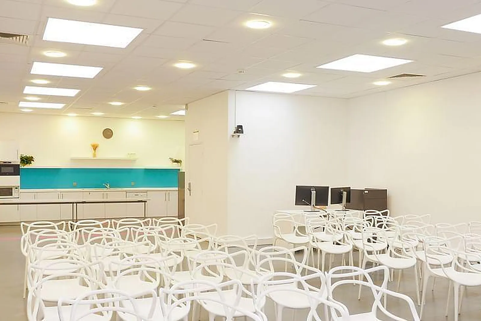 Lieux événementiels, ESPACES DE CONFÉRENCES