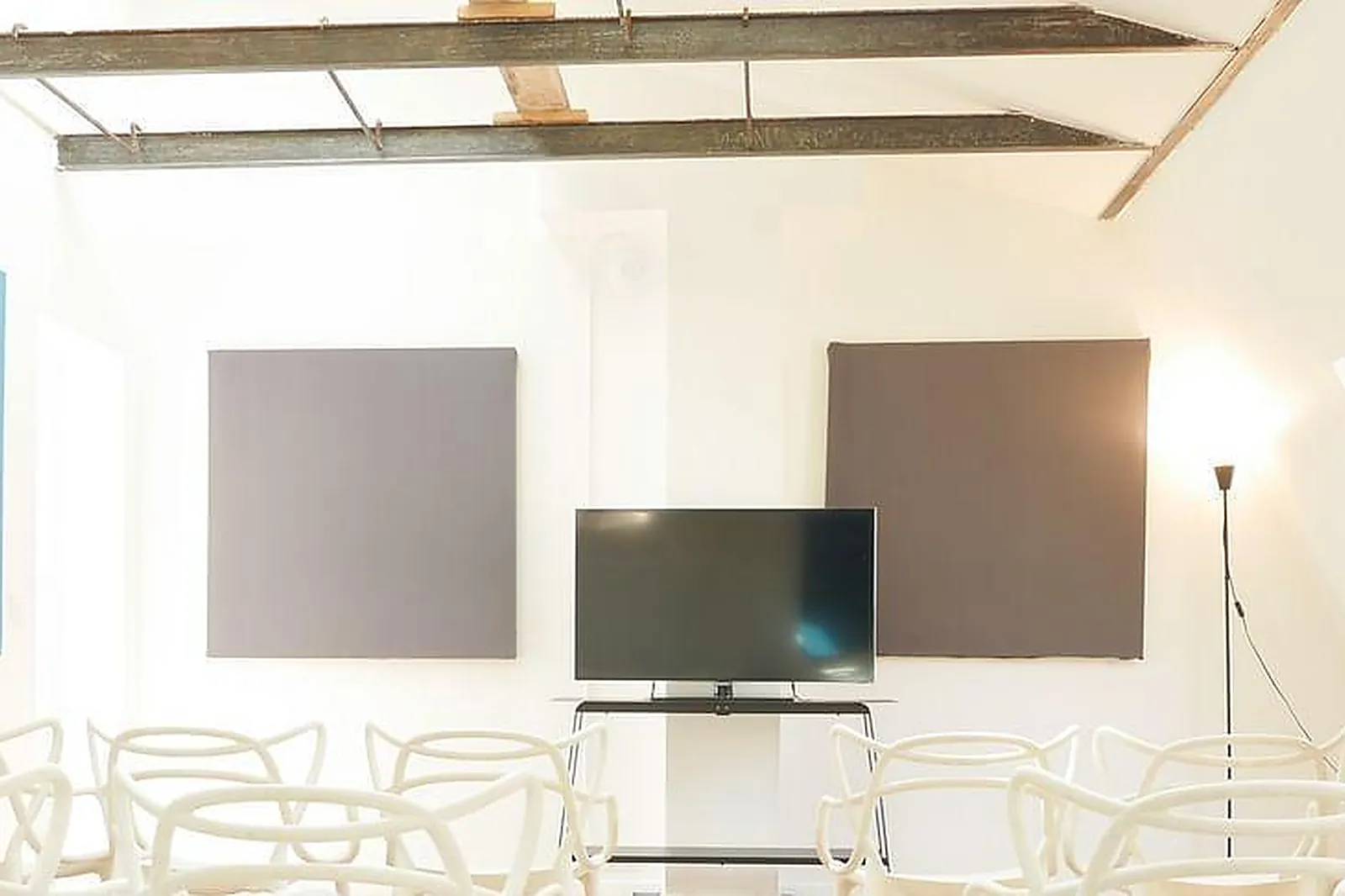 Lieux événementiels, ESPACES DE CONFÉRENCES