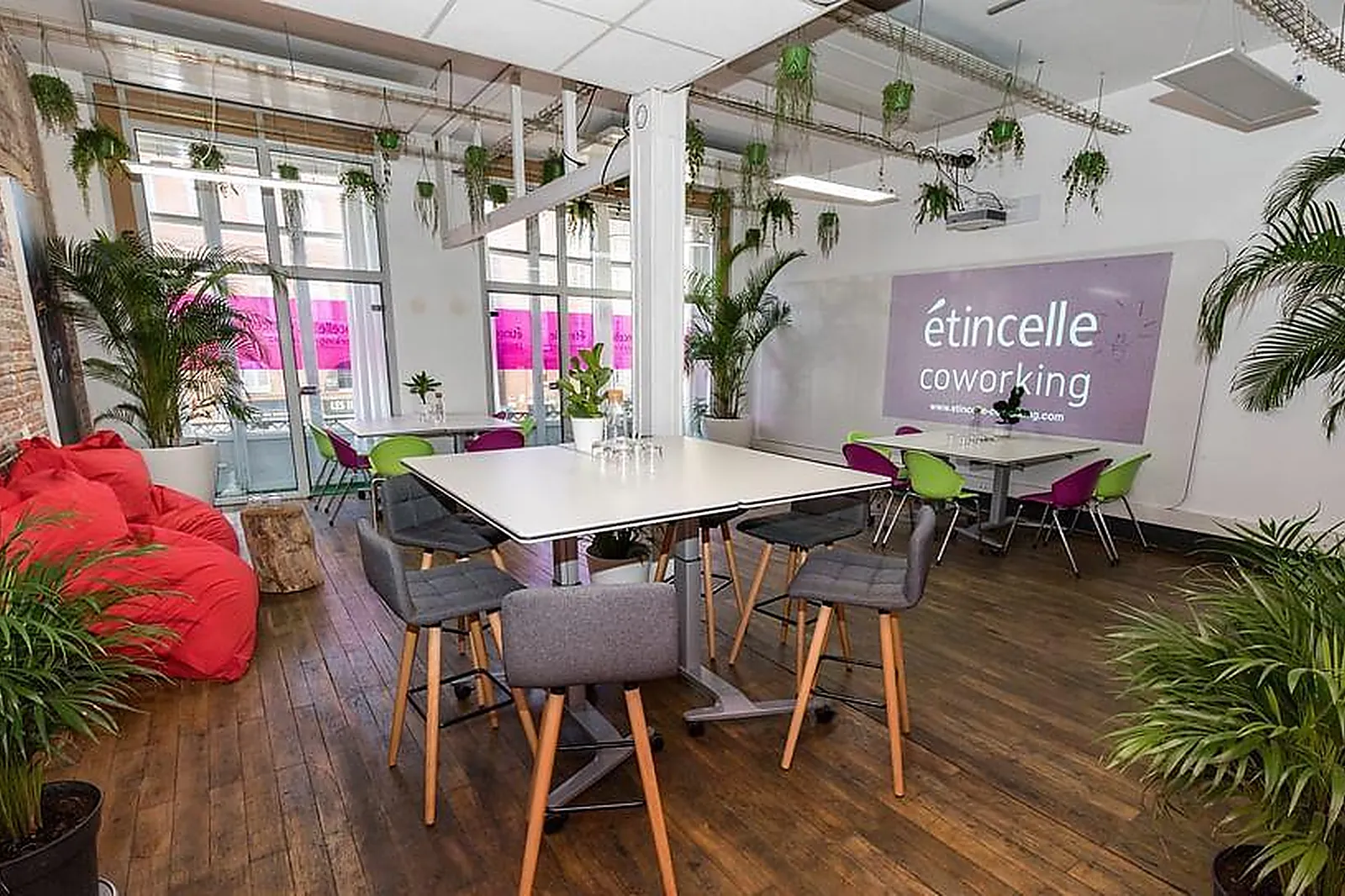 Lieux événementiels, ETINCELLE COWORKING CARMES