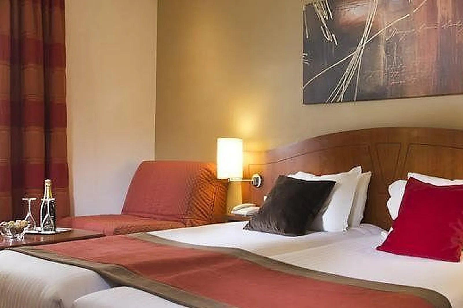 Lieux événementiels, EUROPE HÔTEL PARIS EIFFEL ***