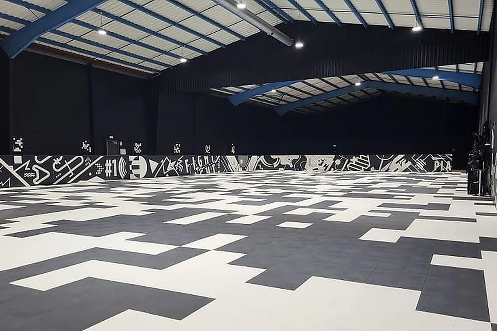 Lieux événementiels, EVA TOURS