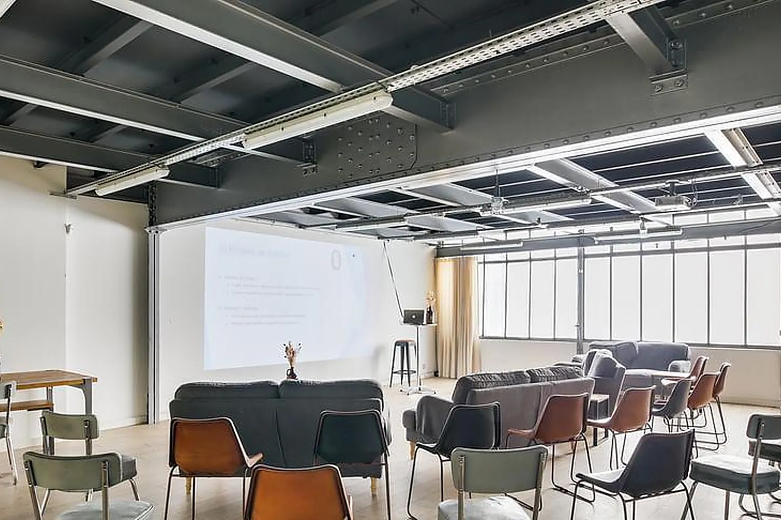 Lieux événementiels, FABRIQUE ARTISANALE DE BIÈRE - LIEU ATYPIQUE ET COSY