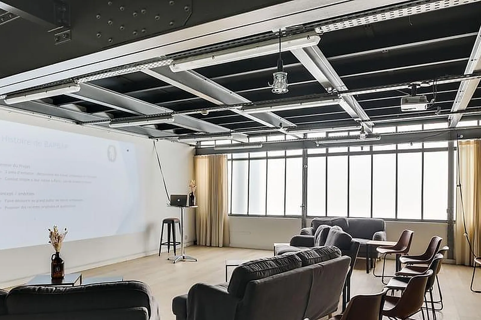 Lieux événementiels, FABRIQUE ARTISANALE DE BIÈRE - LIEU ATYPIQUE ET COSY