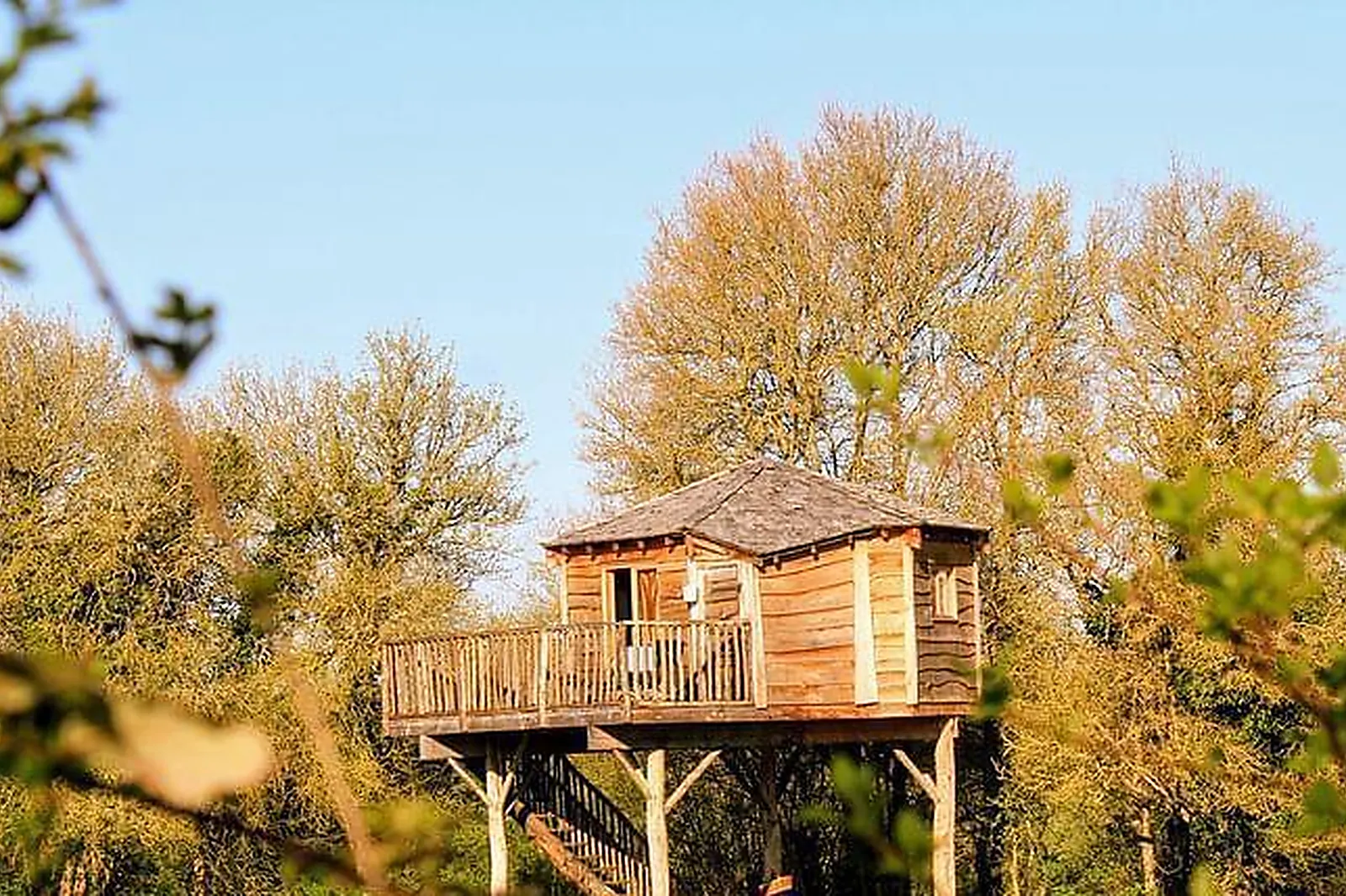 Lieux événementiels, KYRIAD SENS***