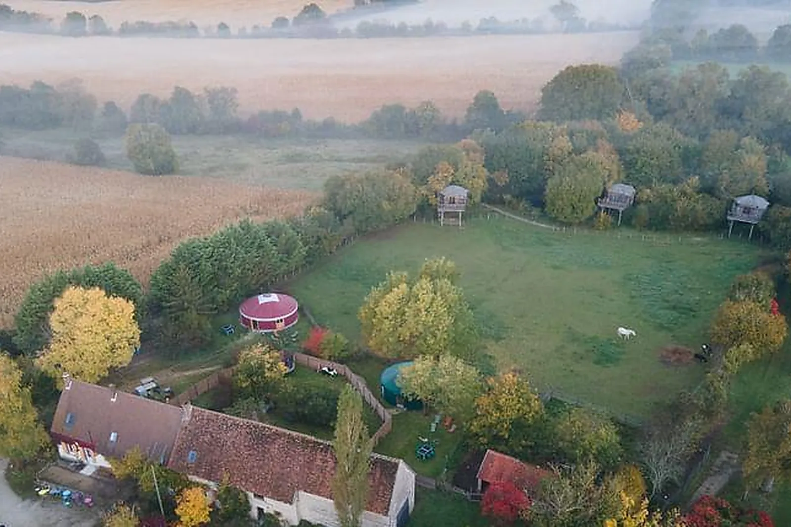 Lieux événementiels, KYRIAD SENS***