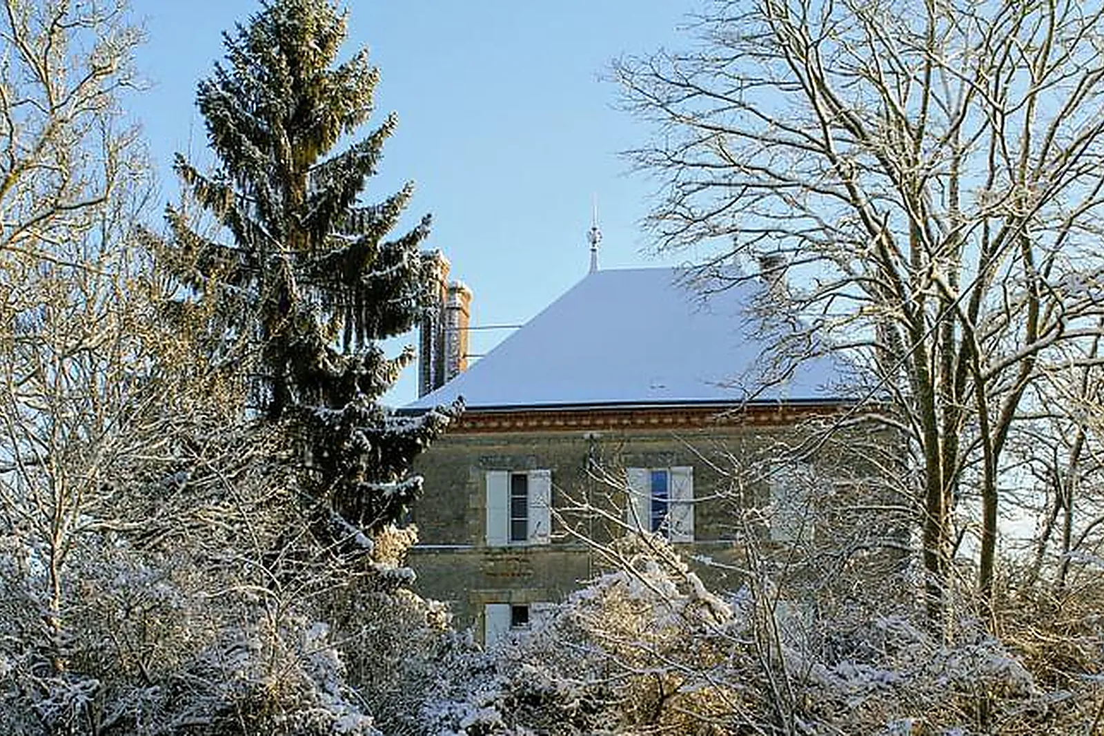 Lieux événementiels, KYRIAD SENS***