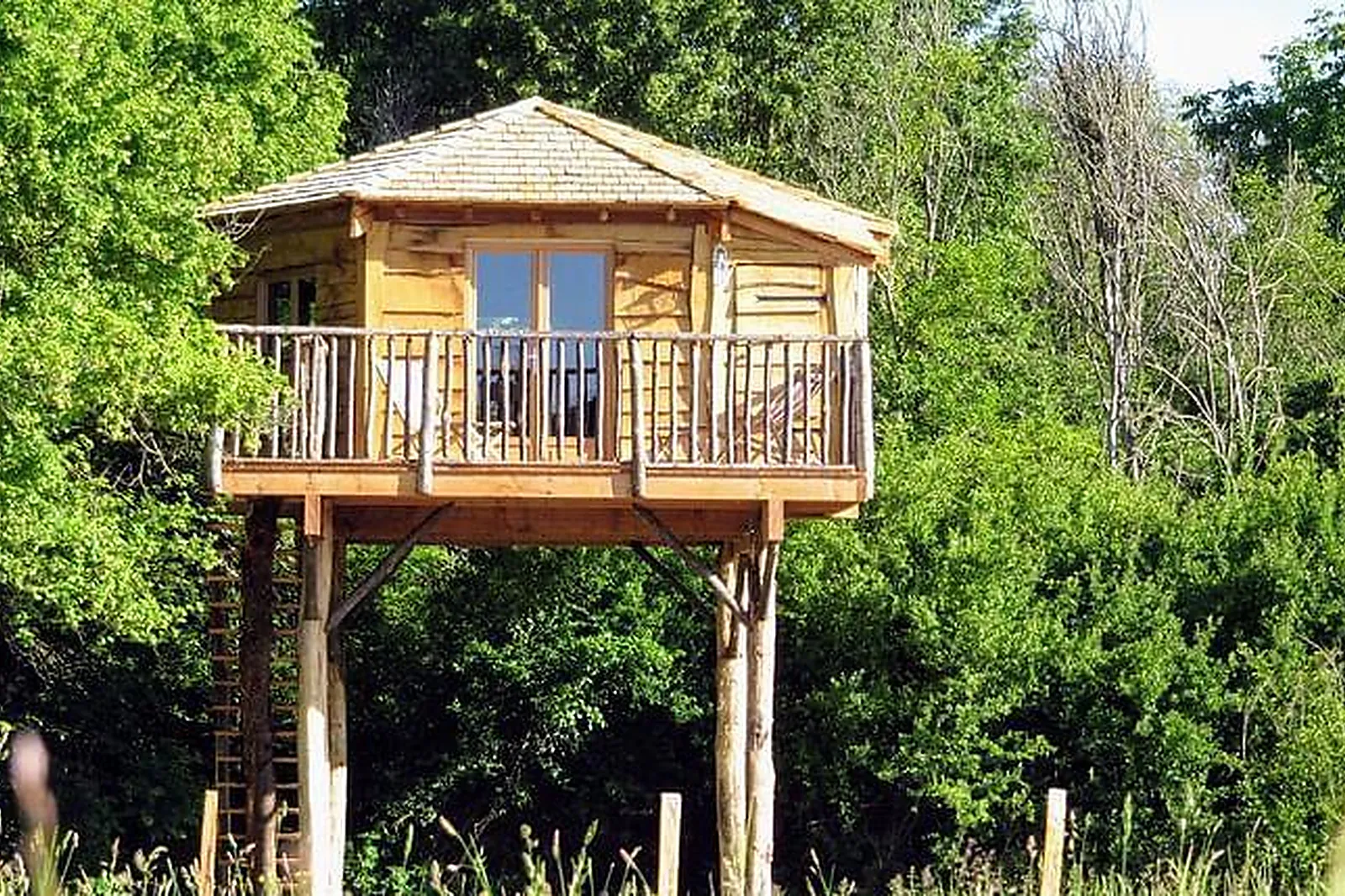 Lieux événementiels, KYRIAD SENS***