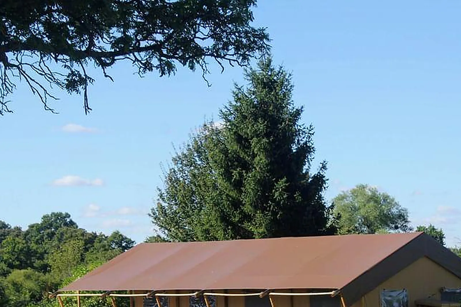 Lieux événementiels, KYRIAD SENS***