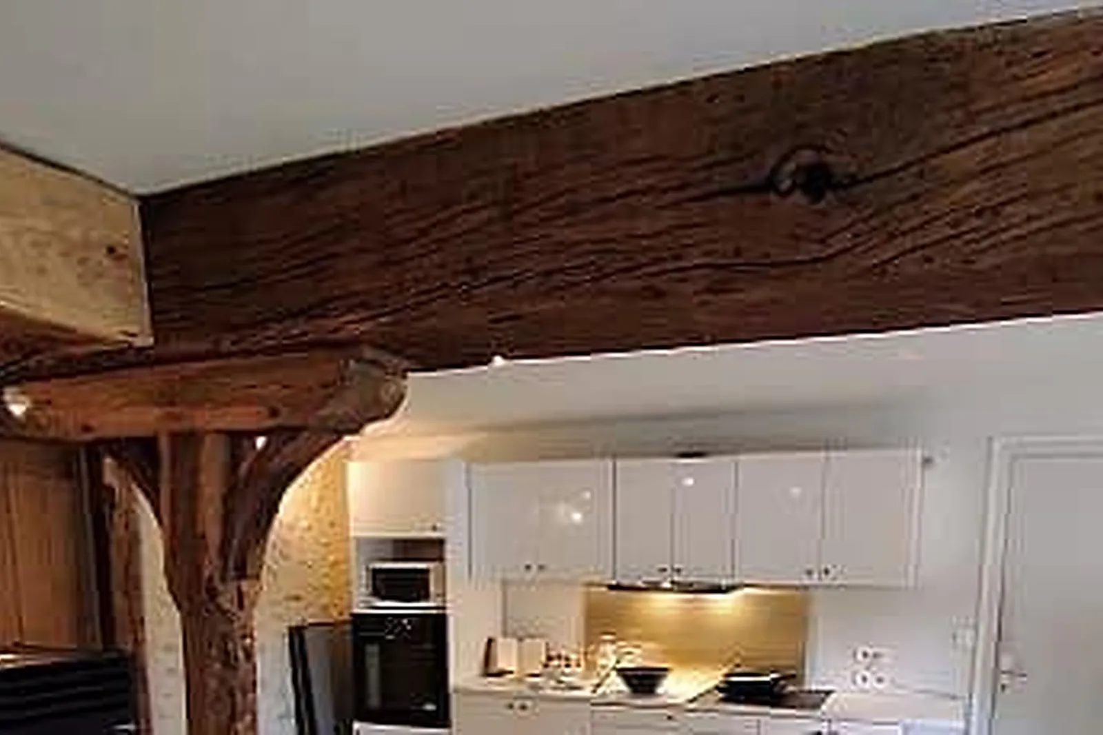 Lieux événementiels, KYRIAD SENS***