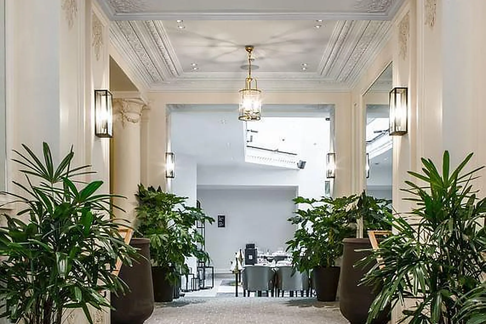 Lieux événementiels, PRESTIGE INTERLANGUAGE