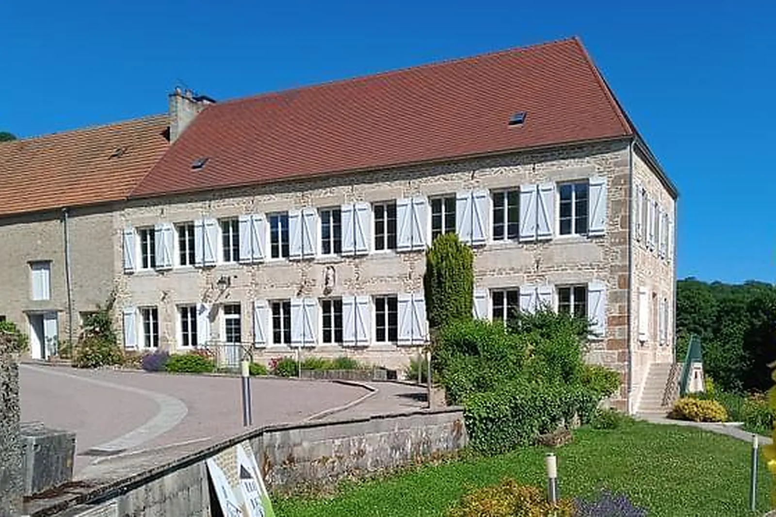 Lieux événementiels, FERME SAINTE ANNE GÎTE