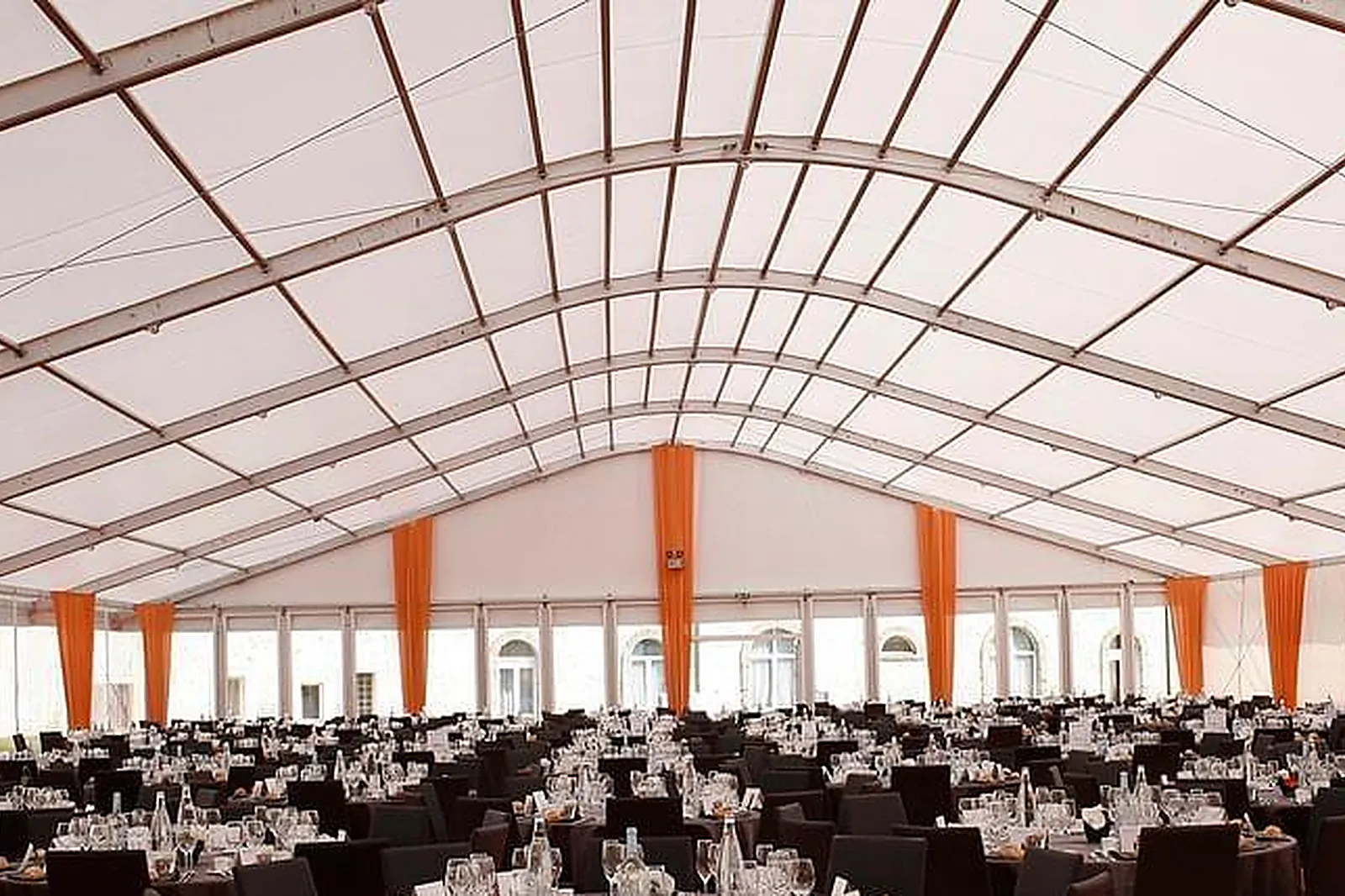 Lieux événementiels, FERME DU MANET