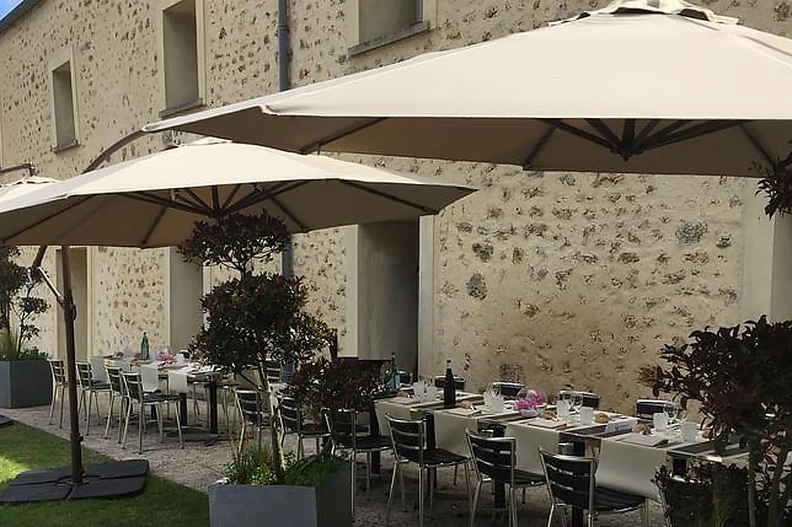 Lieux événementiels, FERME DU MANET