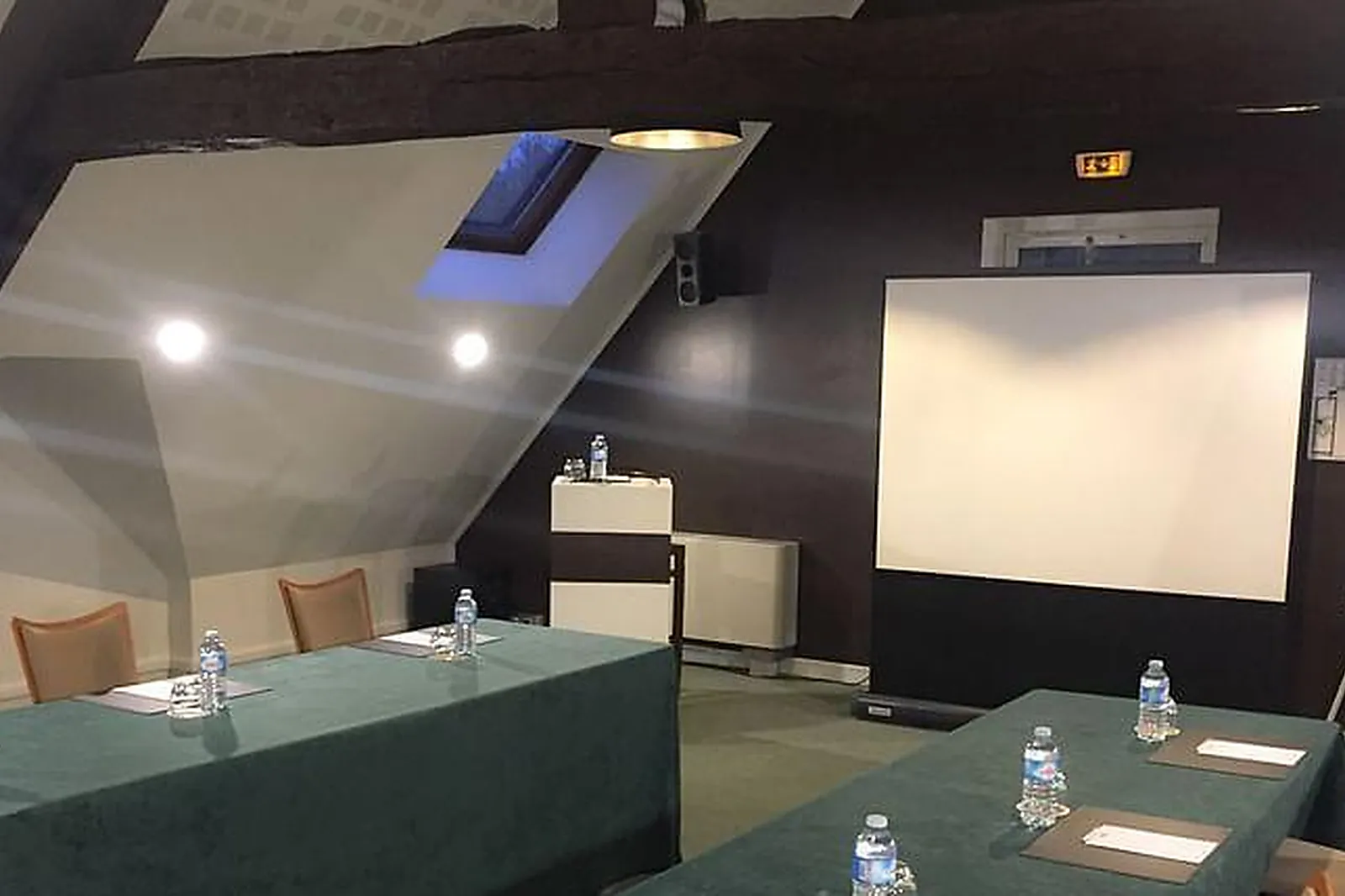 Lieux événementiels, FERME DU MANET