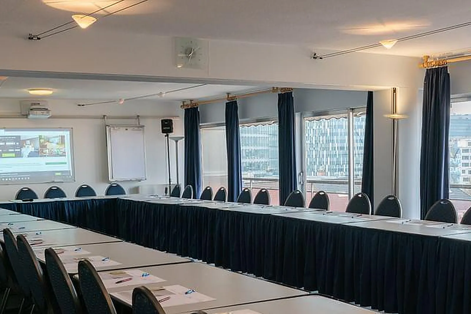 Lieux événementiels, FIRST EUROFLAST HÔTEL BRUXELLES ****