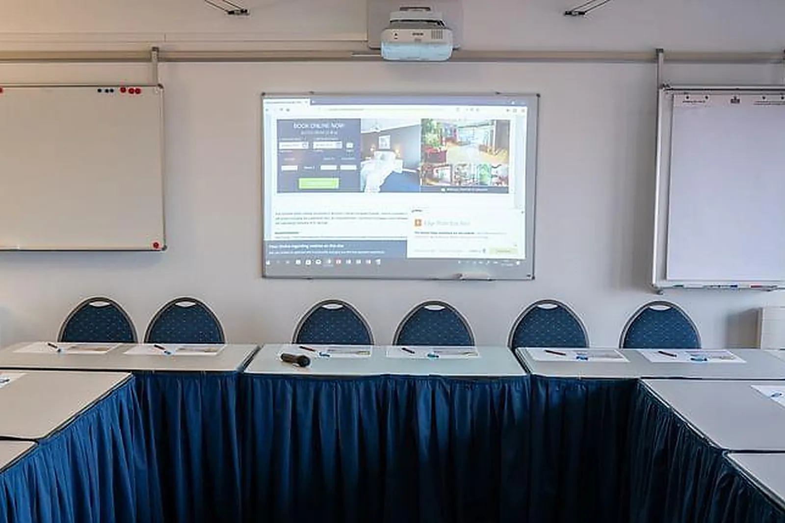 Lieux événementiels, FIRST EUROFLAST HÔTEL BRUXELLES ****