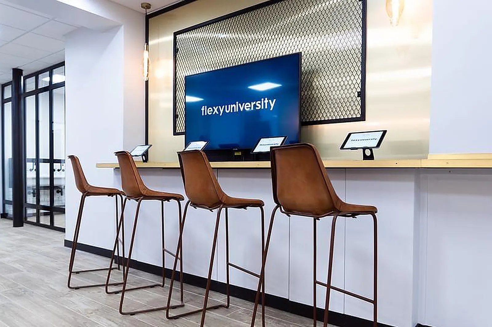 Lieux événementiels, FLEXYCORP