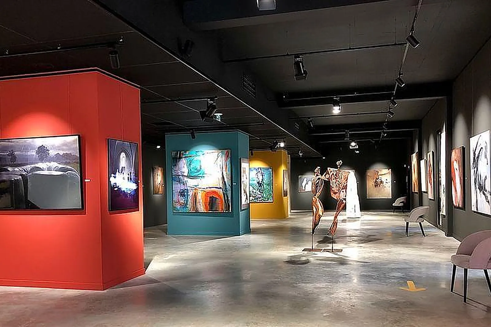 Lieux événementiels, FONDS INTERNATIONAL D'ART ACTUEL (FIAA)