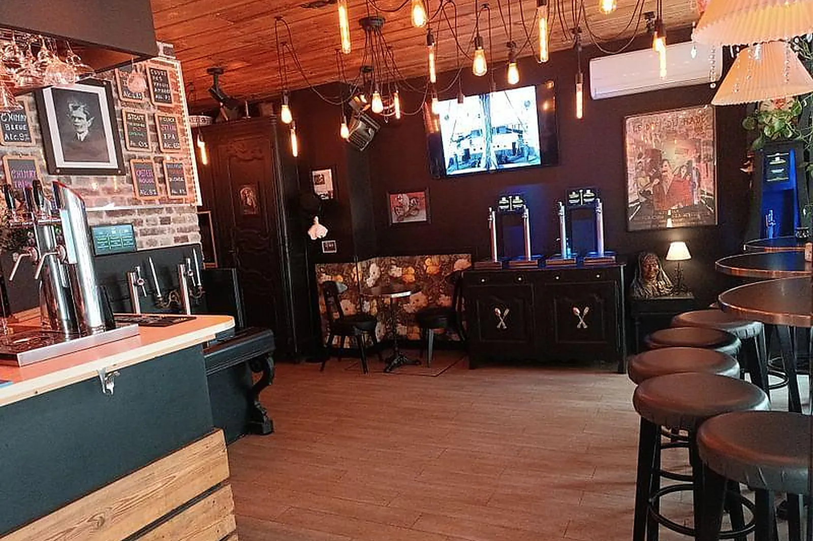 Lieux événementiels, FREEMOUSSE BAR