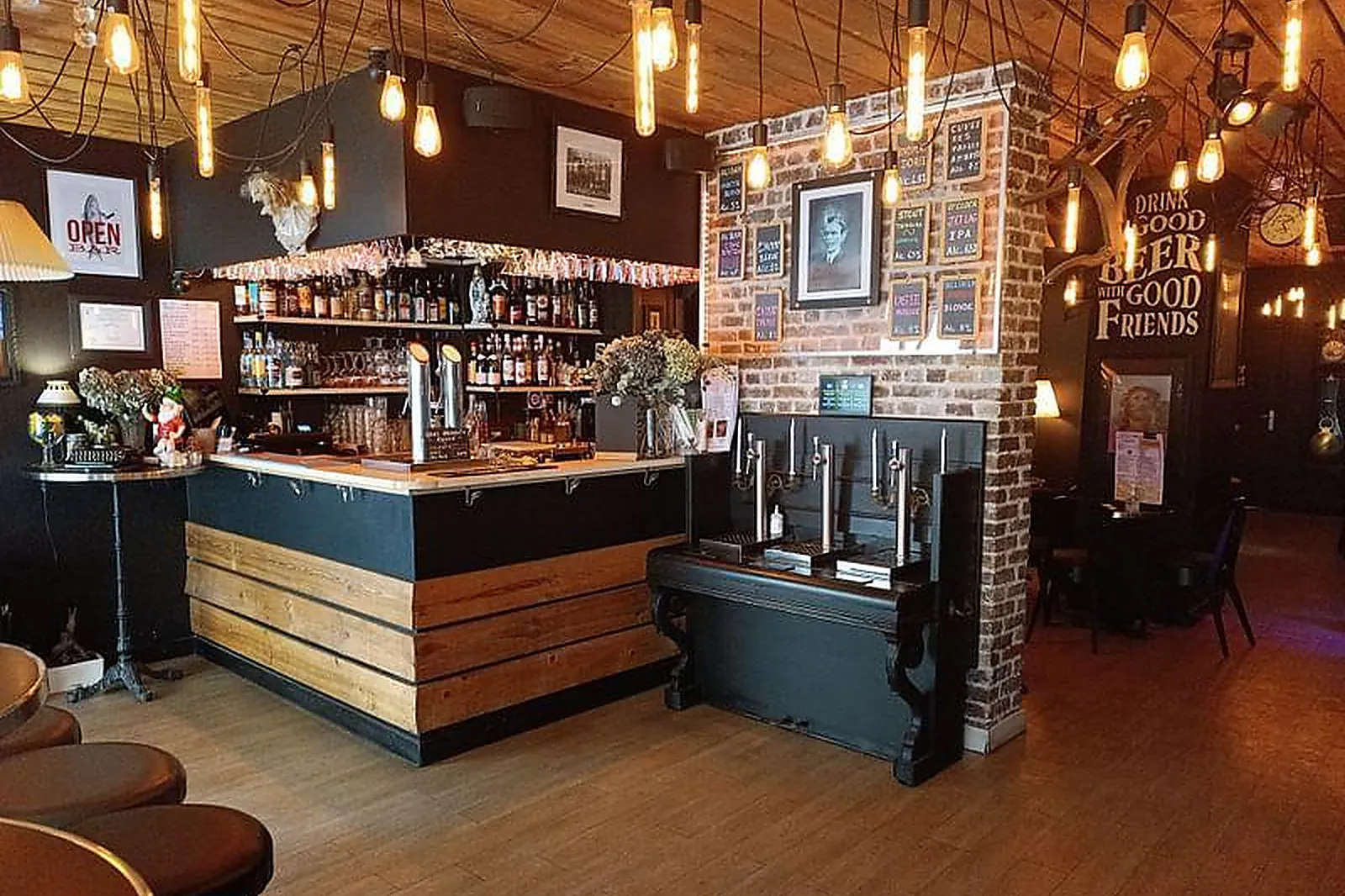 Lieux événementiels, FREEMOUSSE BAR