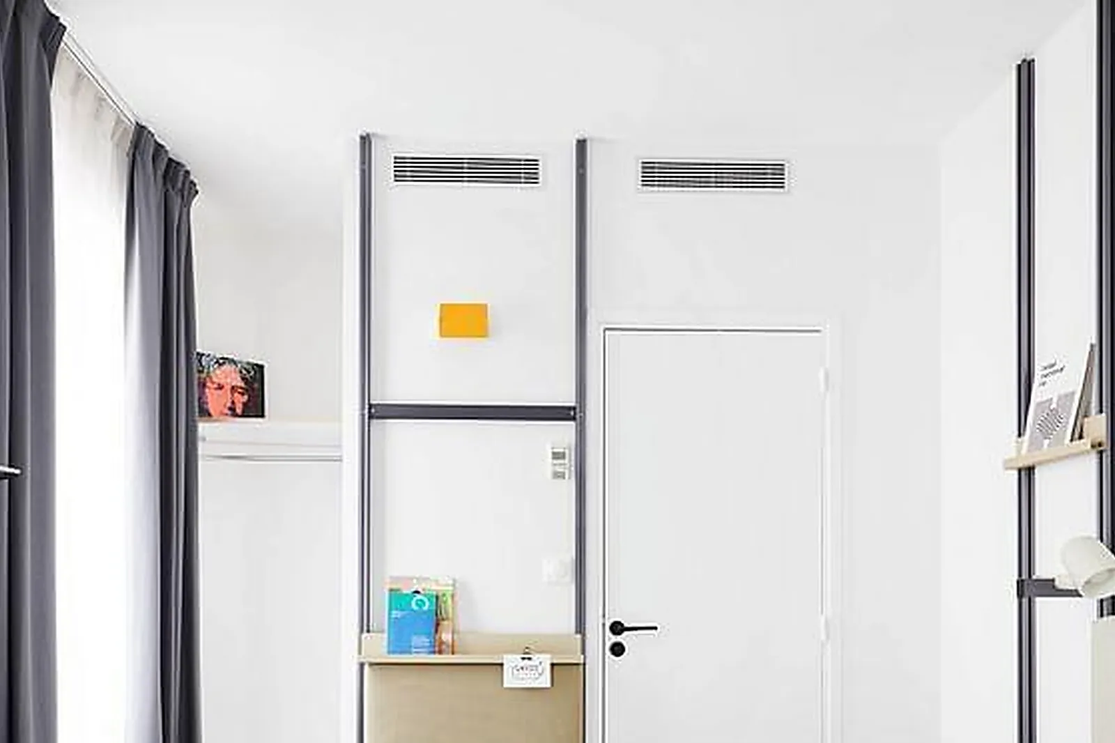 Lieux événementiels, FRENCH THEORY