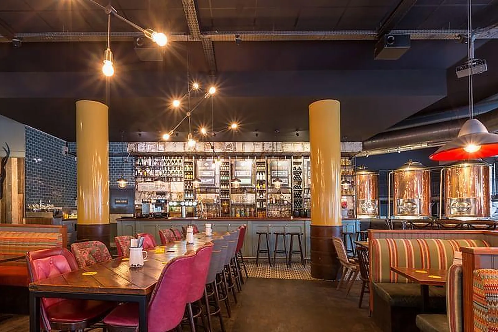 Lieux événementiels, FROG & BRITISH LIBRARY