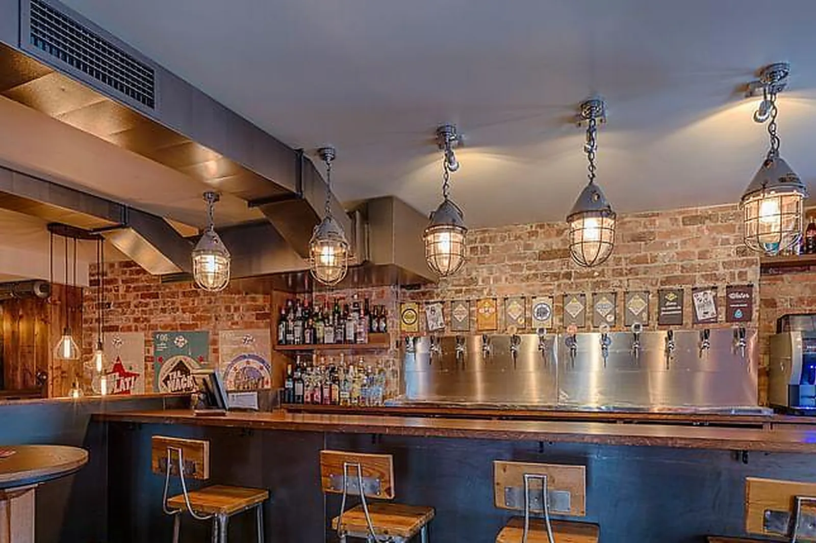 Lieux événementiels, FROG RÉVOLUTION