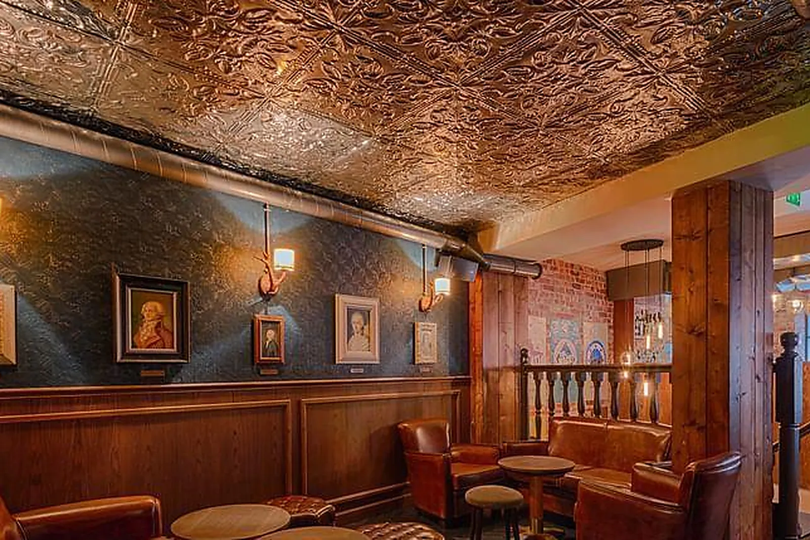 Lieux événementiels, FROG RÉVOLUTION