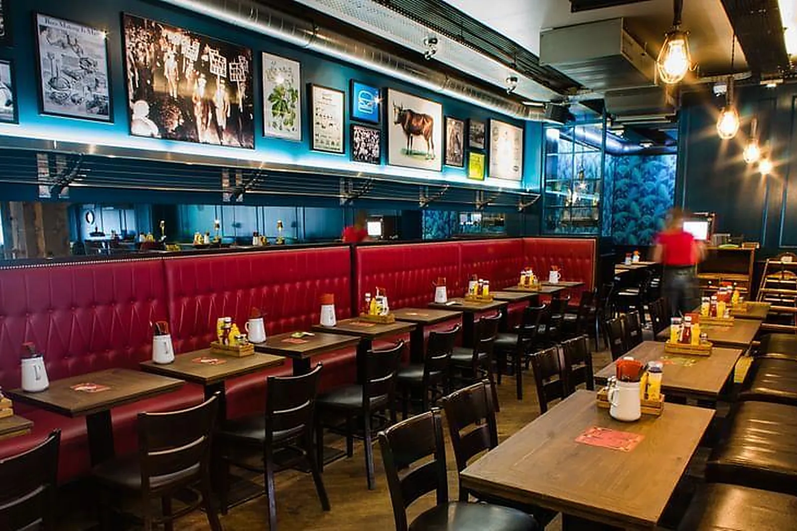 Lieux événementiels, FROG XVI