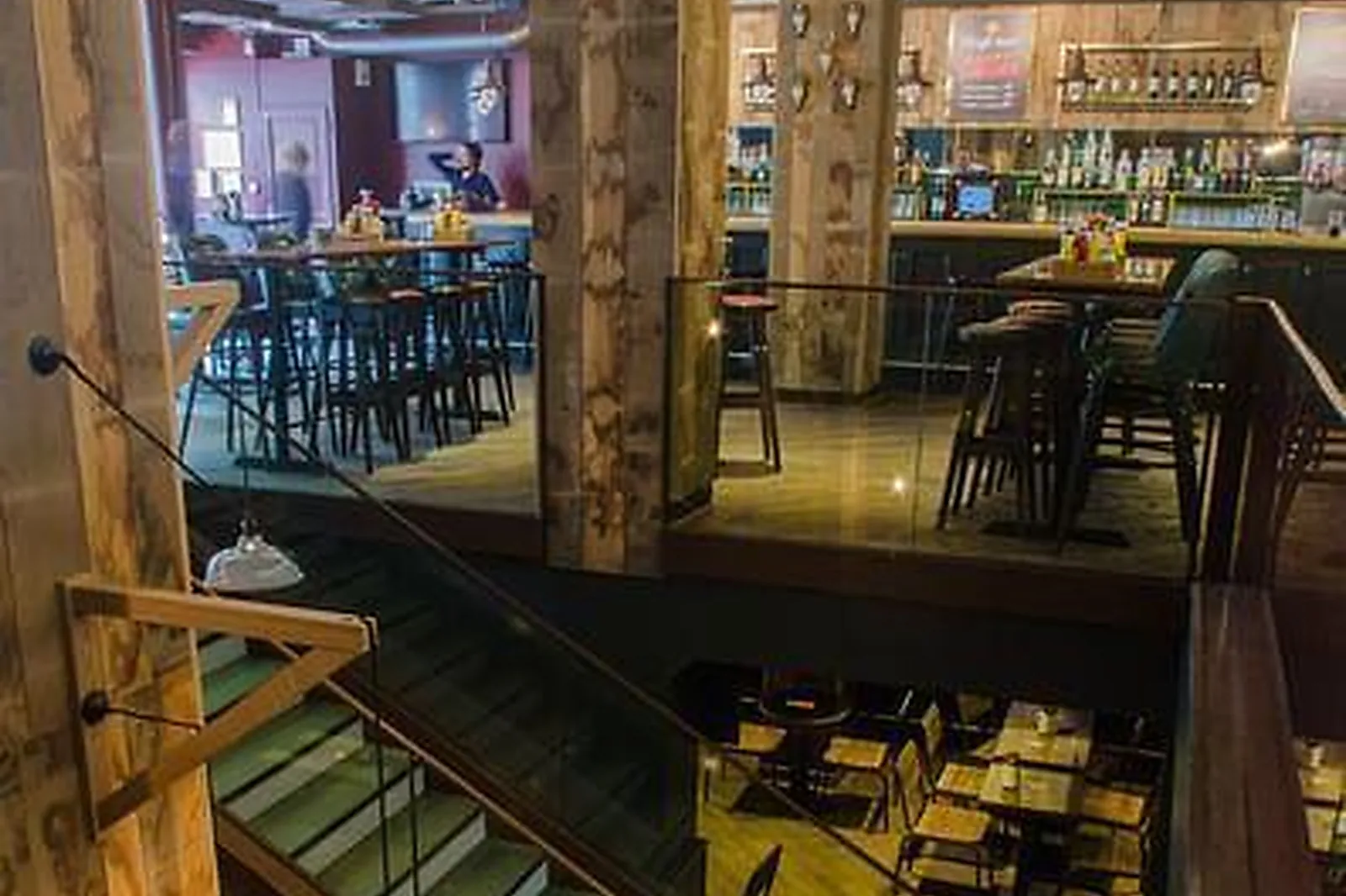 Lieux événementiels, FROG XVI