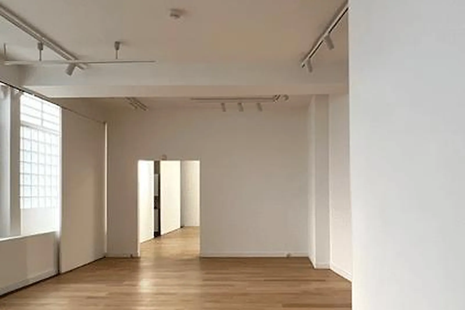 Lieux événementiels, GALERIE JOSEPH - FROISSART COUR