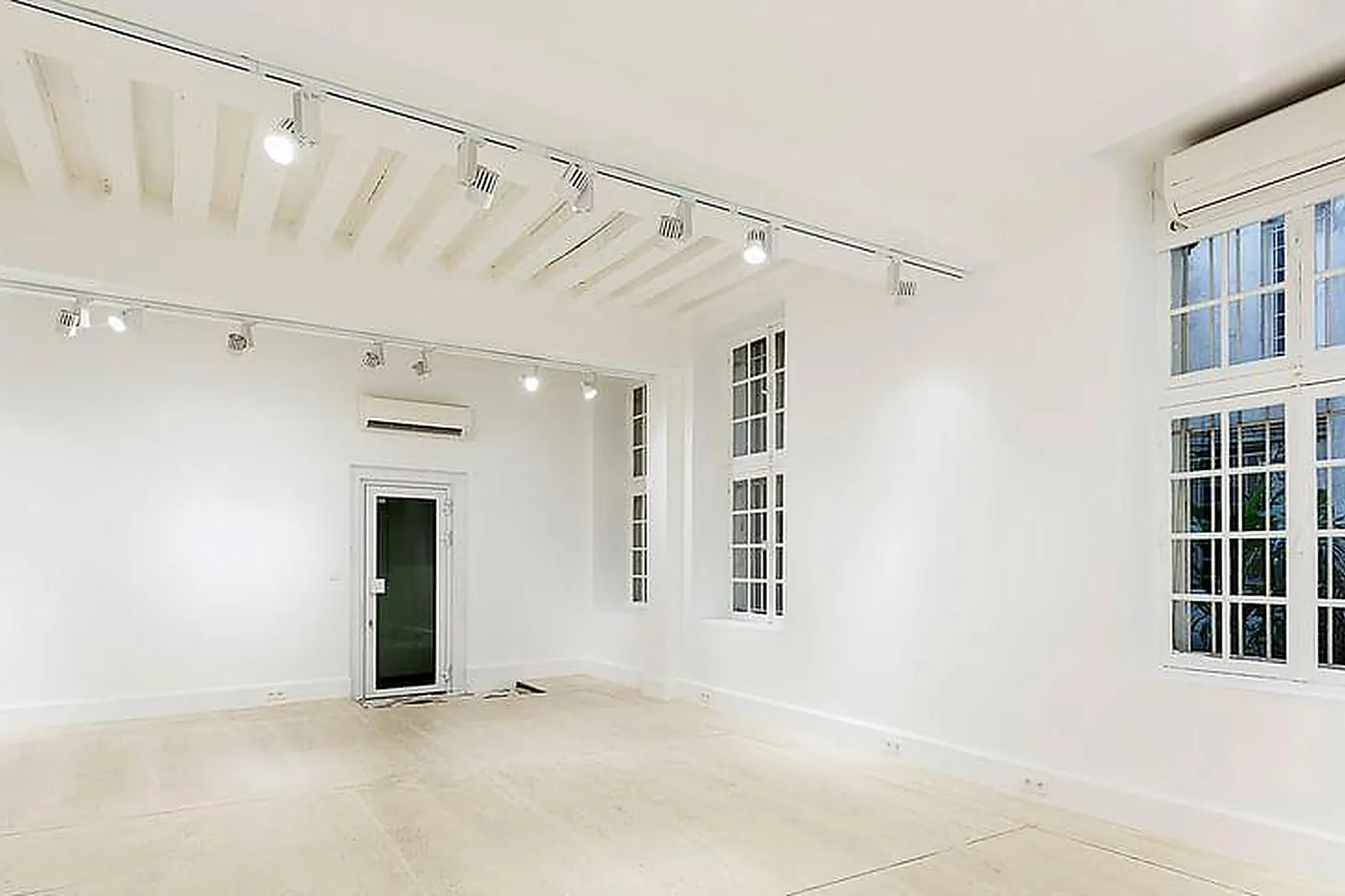 Lieux événementiels, GALERIE MR137