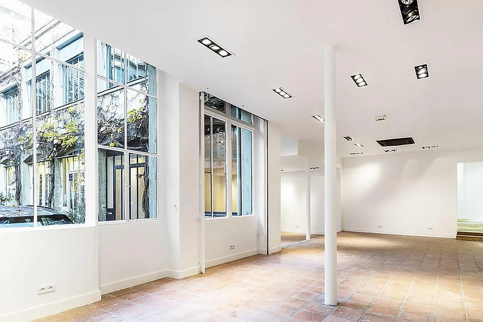 Lieux événementiels, GALERIE MR 08