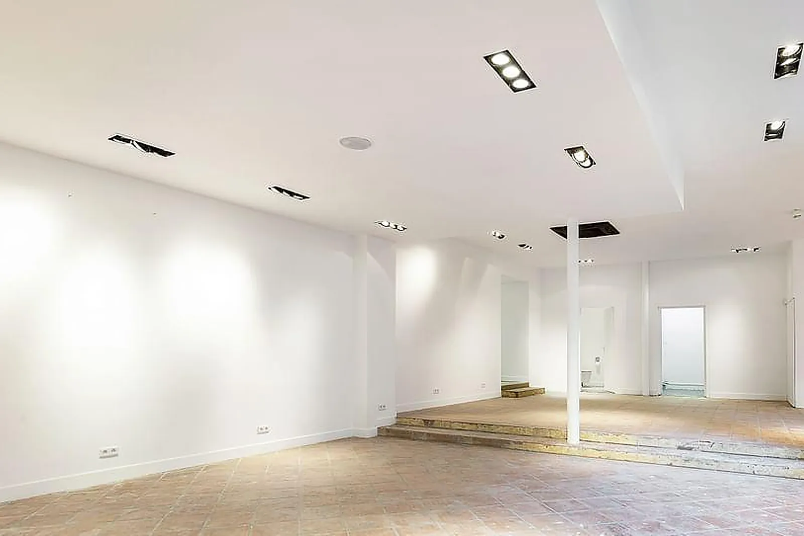 Lieux événementiels, GALERIE MR 08