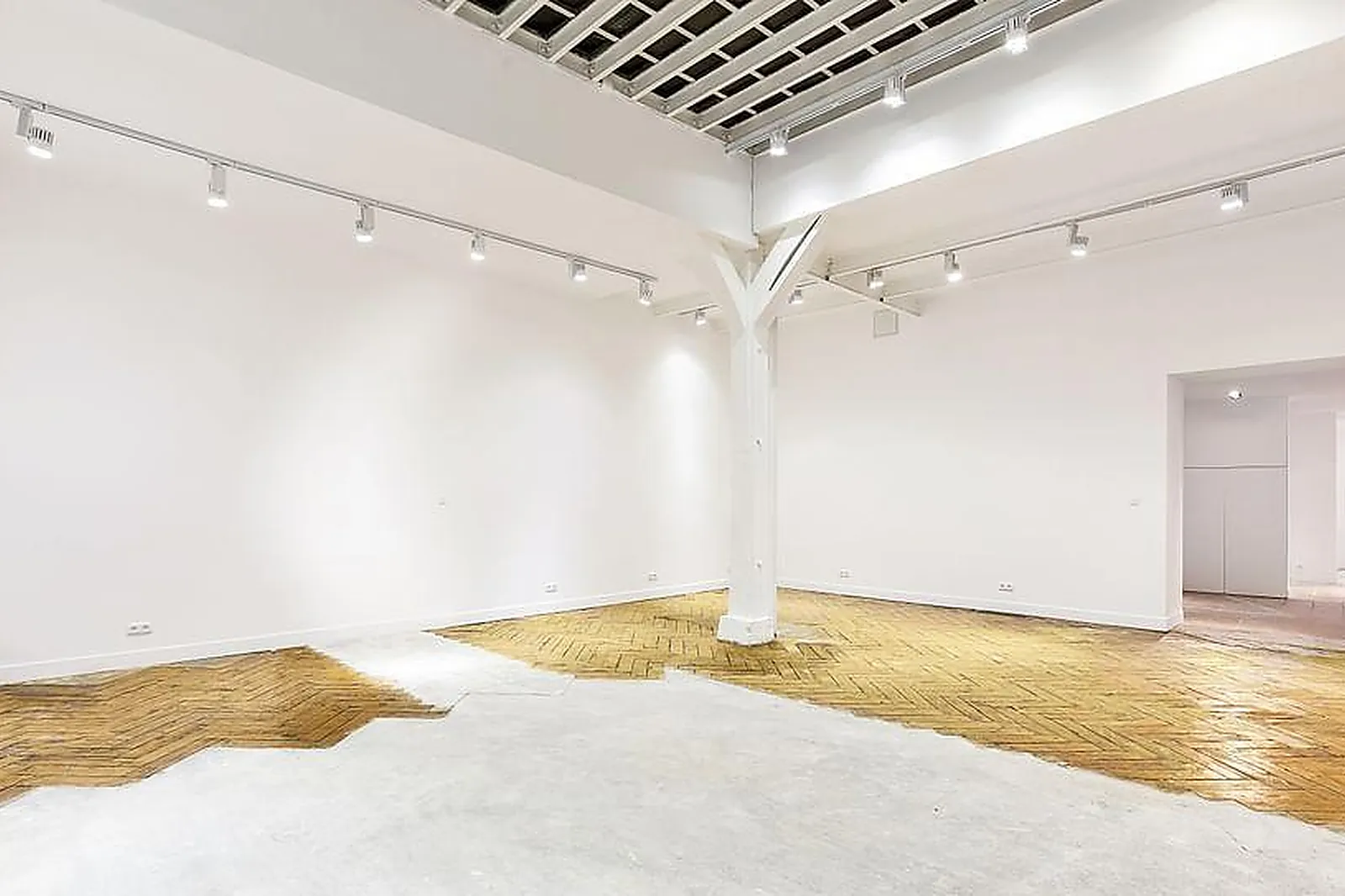 Lieux événementiels, GALERIE MR 08