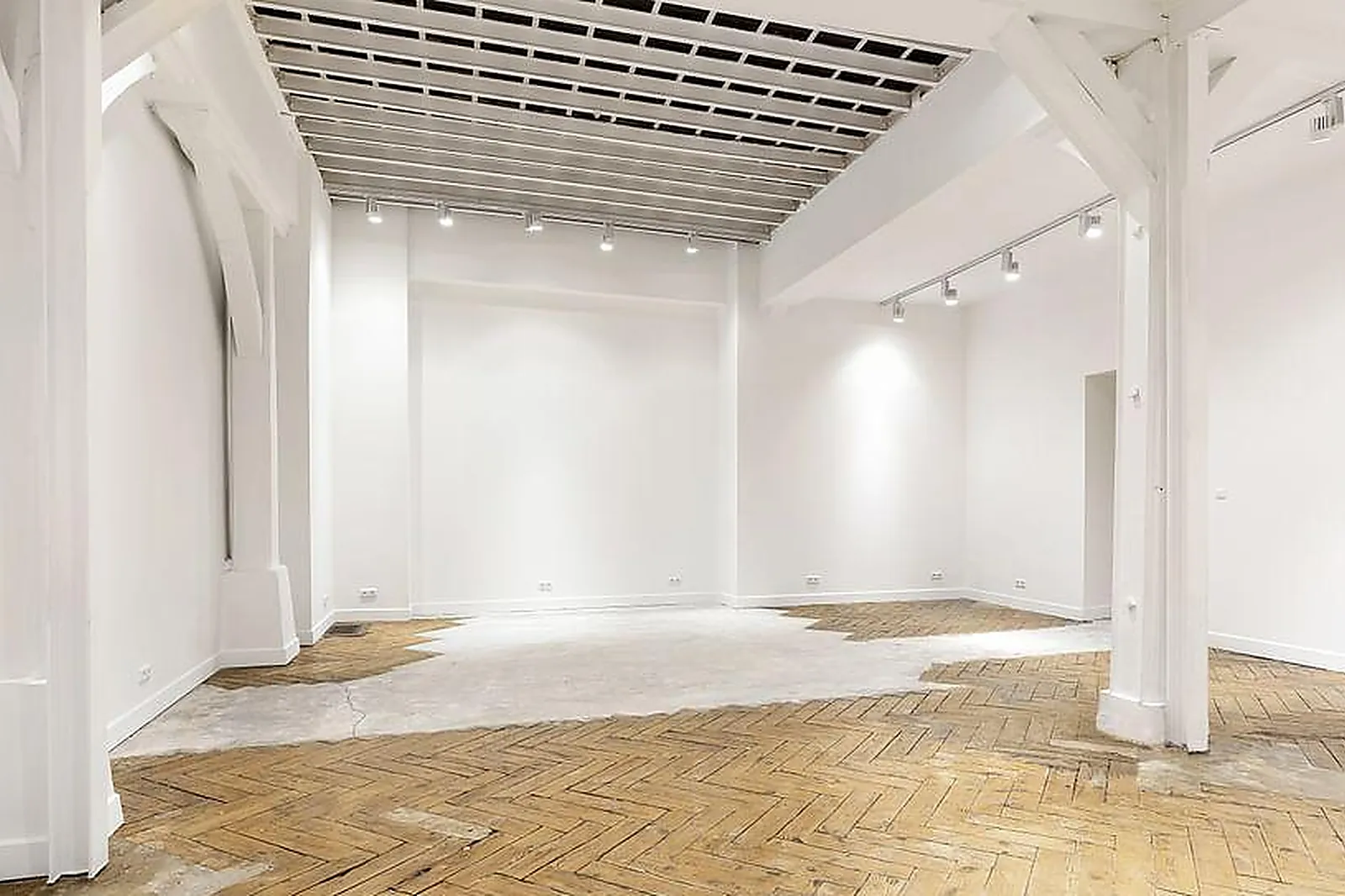 Lieux événementiels, GALERIE MR 08