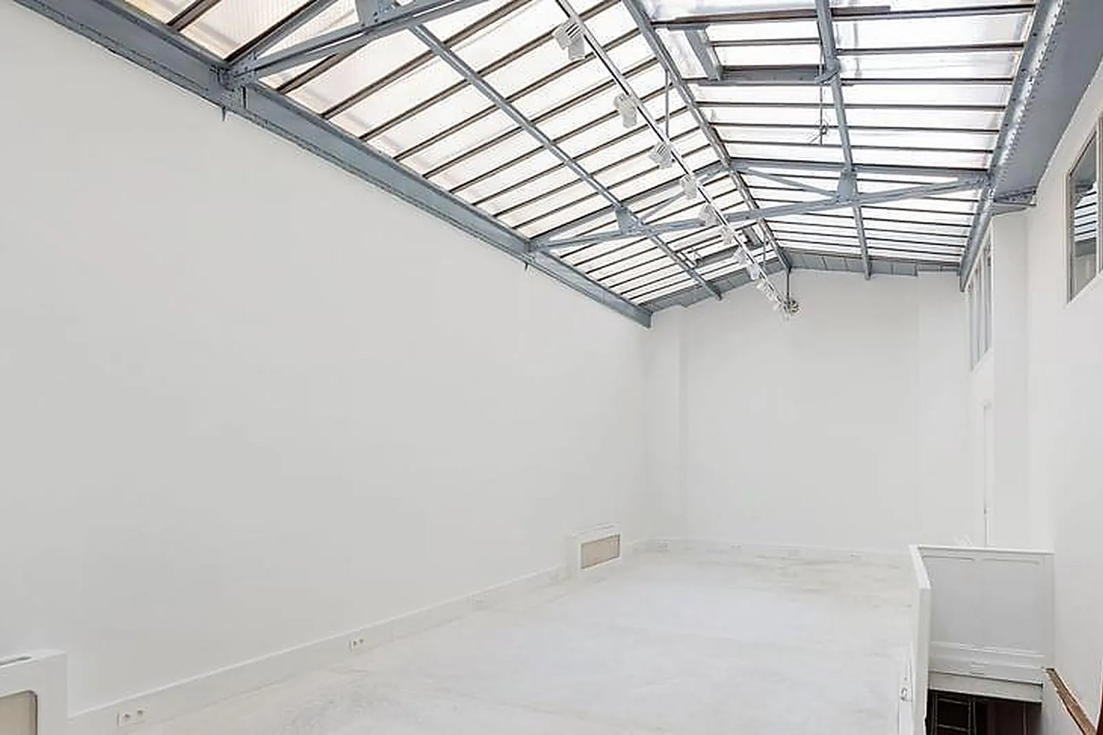 Lieux événementiels, GALERIE MR 23