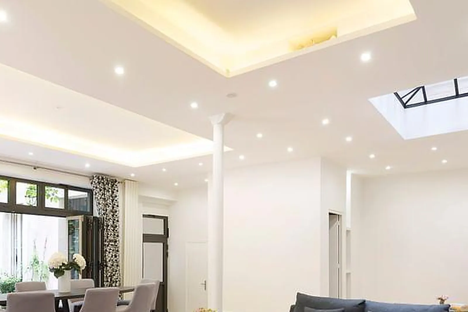 Lieux événementiels, GALERIE MR 65