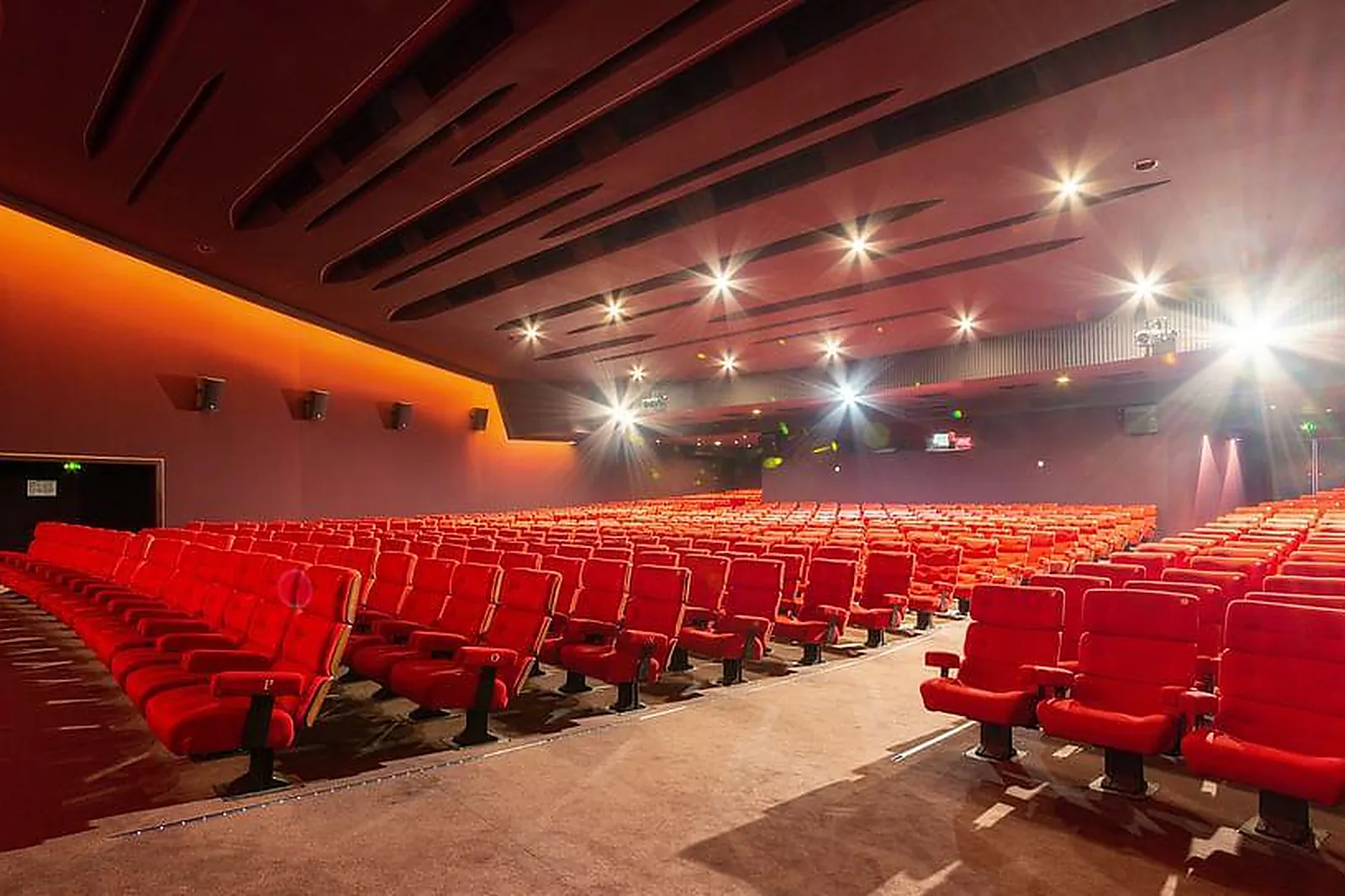 Lieux événementiels, IBIS STYLE CALAIS CENTRE