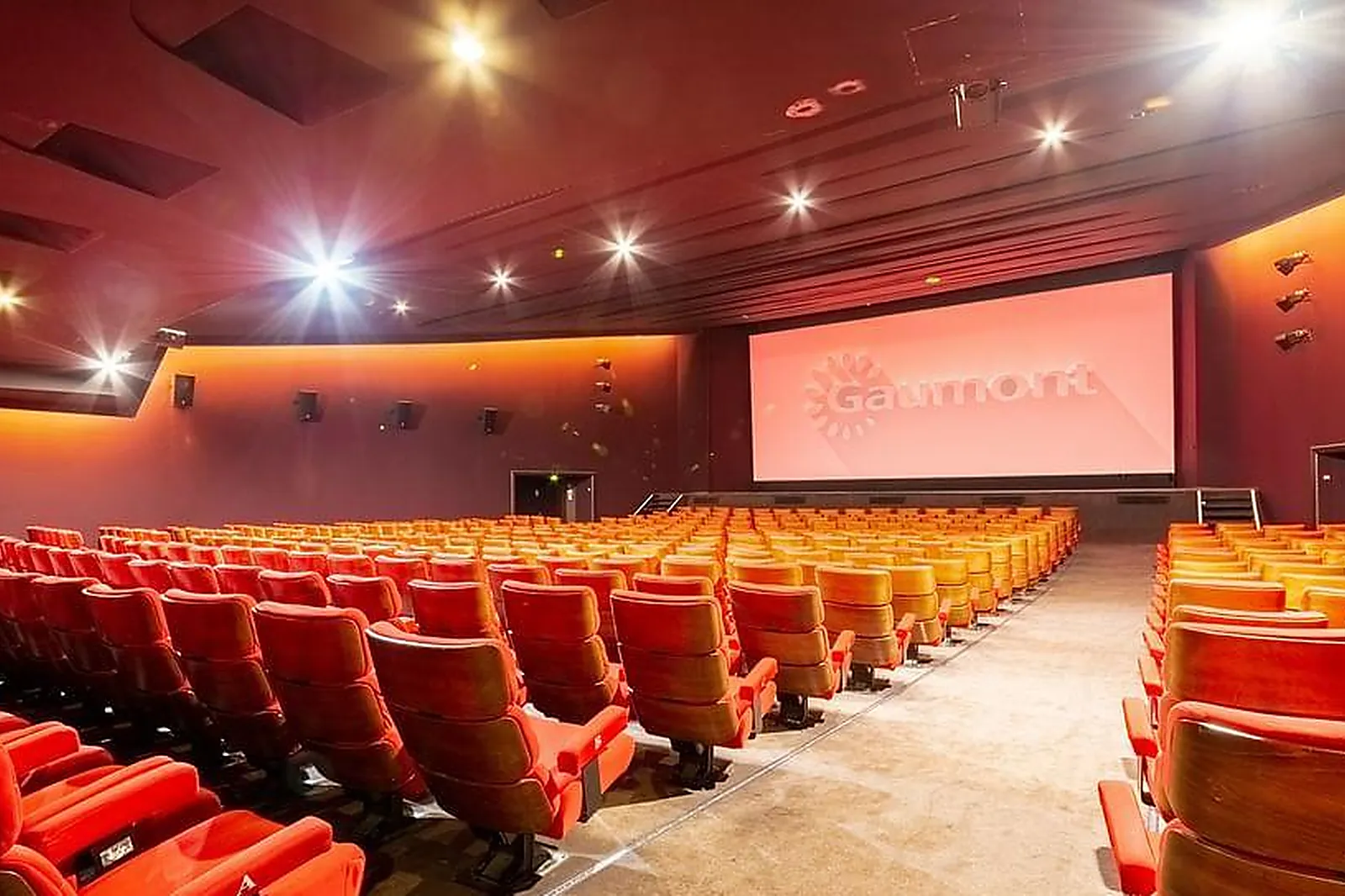 Lieux événementiels, IBIS STYLE CALAIS CENTRE