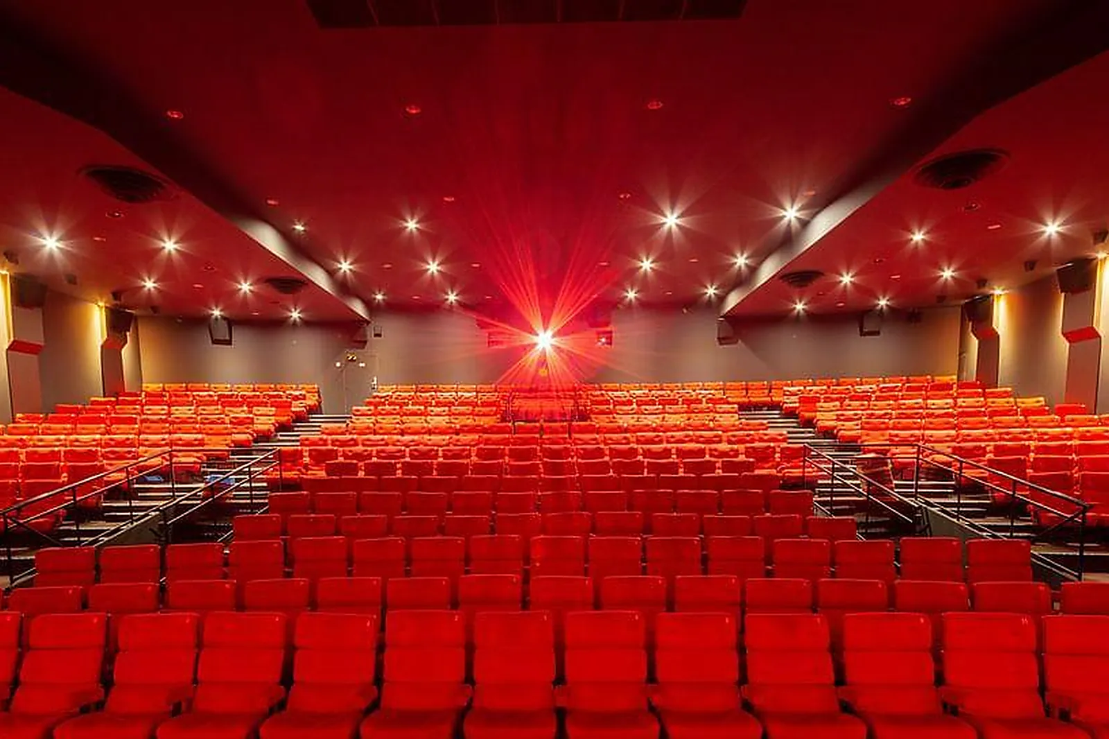 Lieux événementiels, IBIS STYLE CALAIS CENTRE